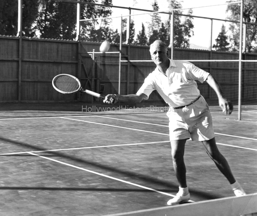 Palm Springs Racquet Club 1949 Charles Farrell wm.jpg